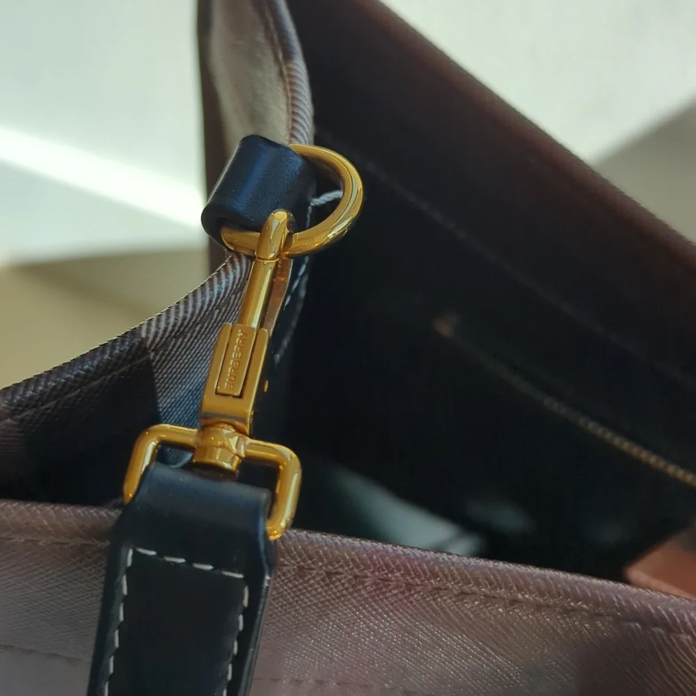 ✨ Burberry Bag MD Freya Tote Bag CL5 ✨** - Picture 11 of 17